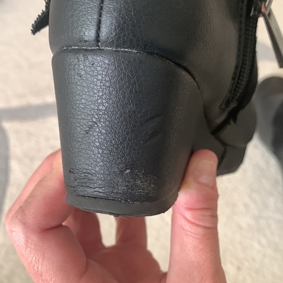 Girls Michael Kors boots, size 12 - Picture 14 of 15